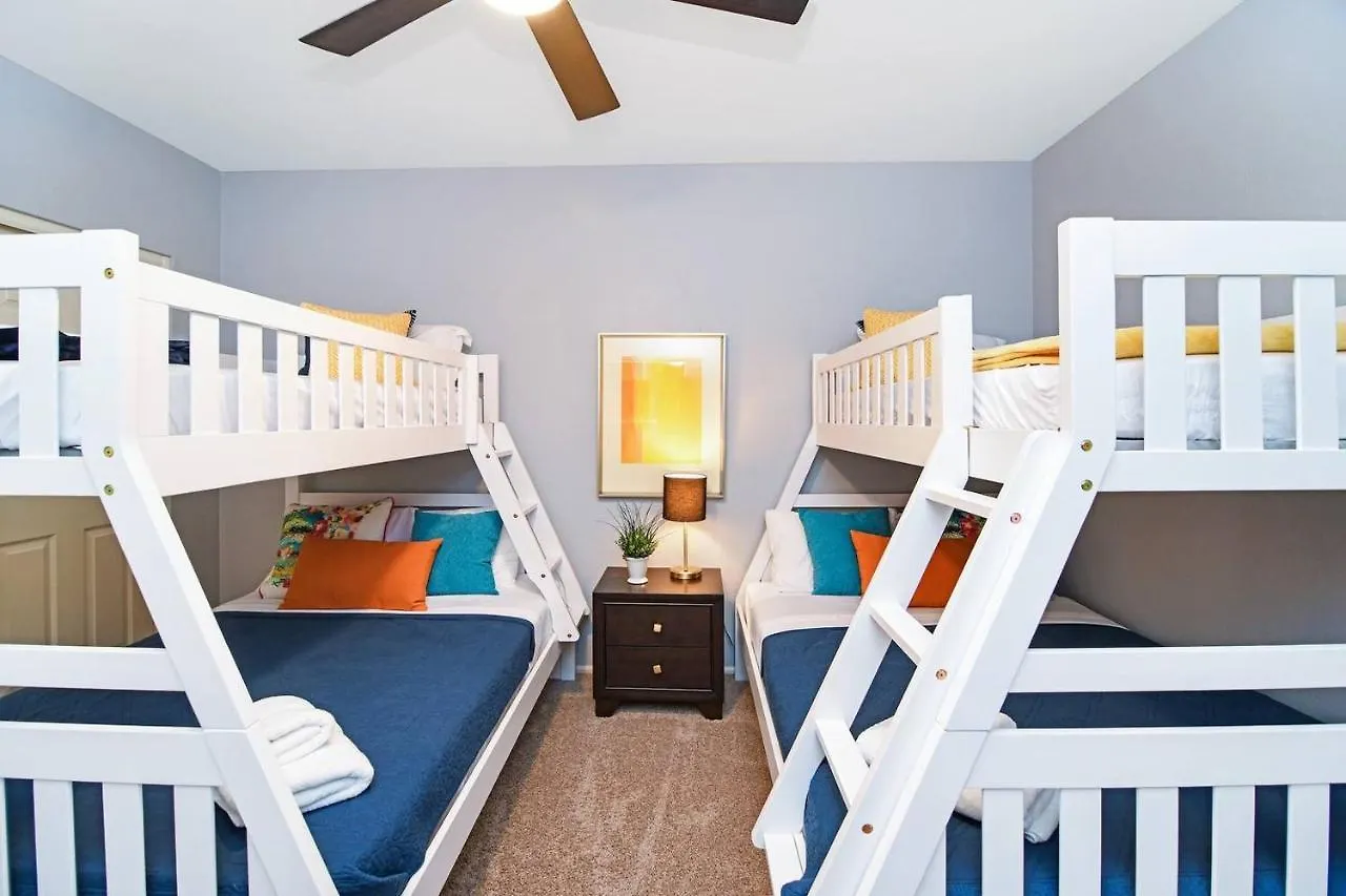 Дом отдыха Scottsdale Luxury Vacation Home With Pool Sleeps 14