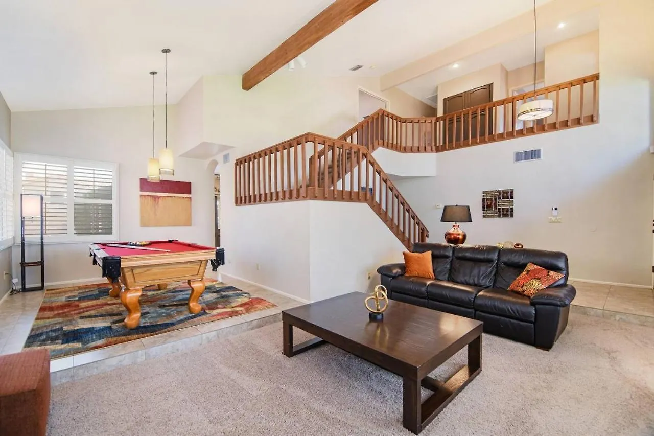 Scottsdale Luxury Vacation Home With Pool Sleeps 14 0*,  США