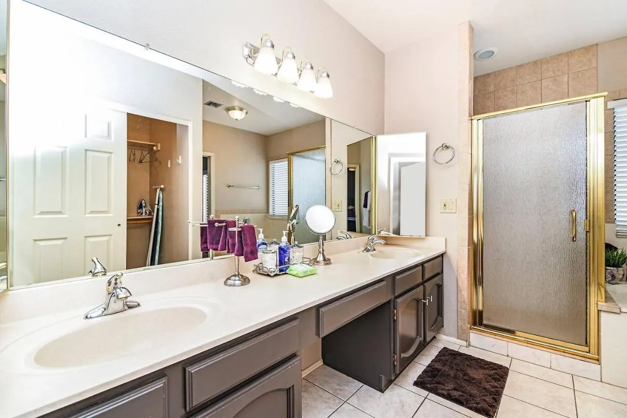 Дом отдыха Scottsdale Luxury Vacation Home With Pool Sleeps 14 США